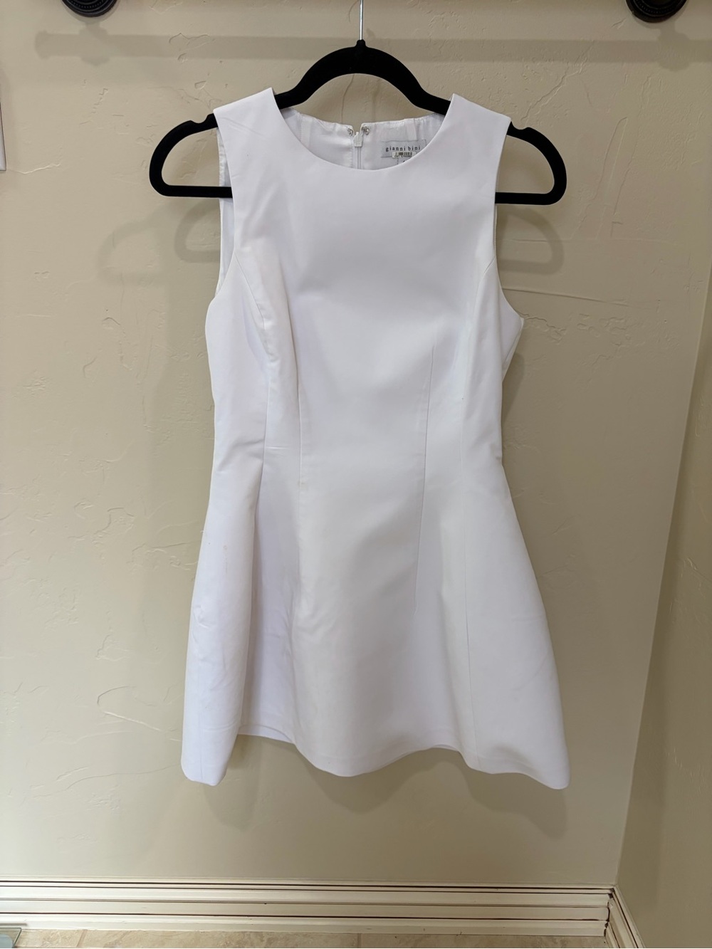 Gianni Bini White Sleeveless A-Line Dress